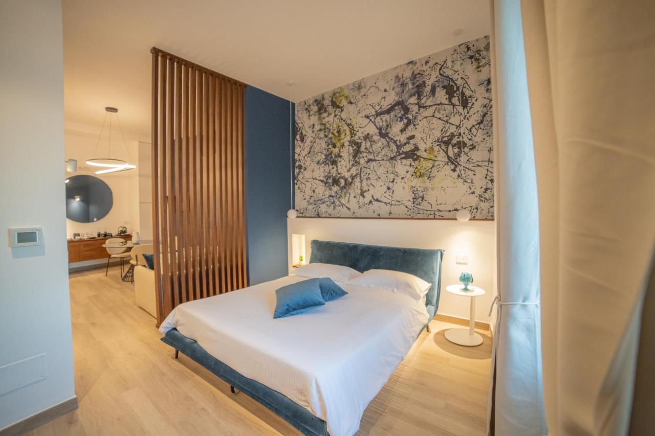 La Banchina Luxury Suites Trani Extérieur photo
